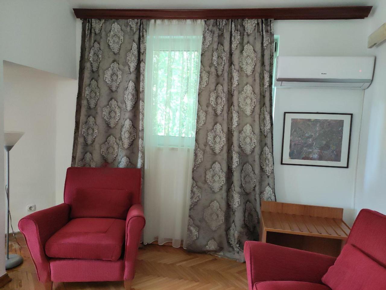Hotel Ambasador Podgorica Exteriér fotografie