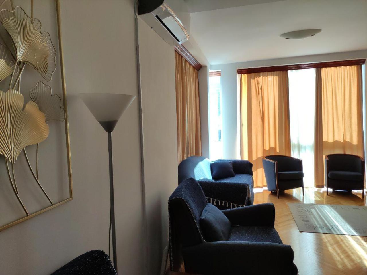 Hotel Ambasador Podgorica Exteriér fotografie